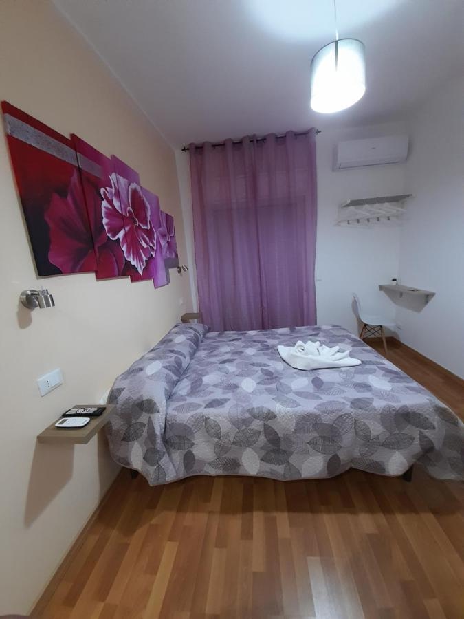 Milazzo: La Porta Delle Eolie Bed & Breakfast Exterior foto